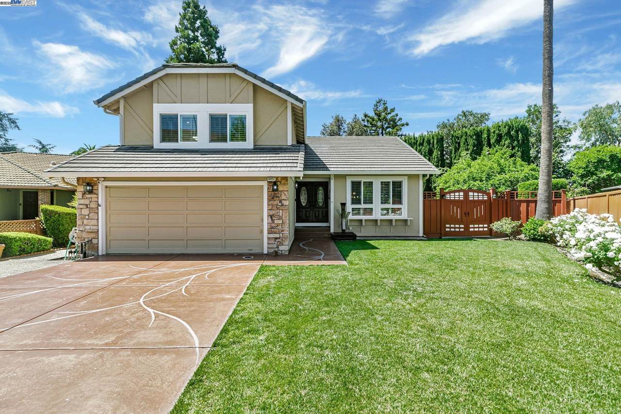 38957 Altura Street - Photo 1