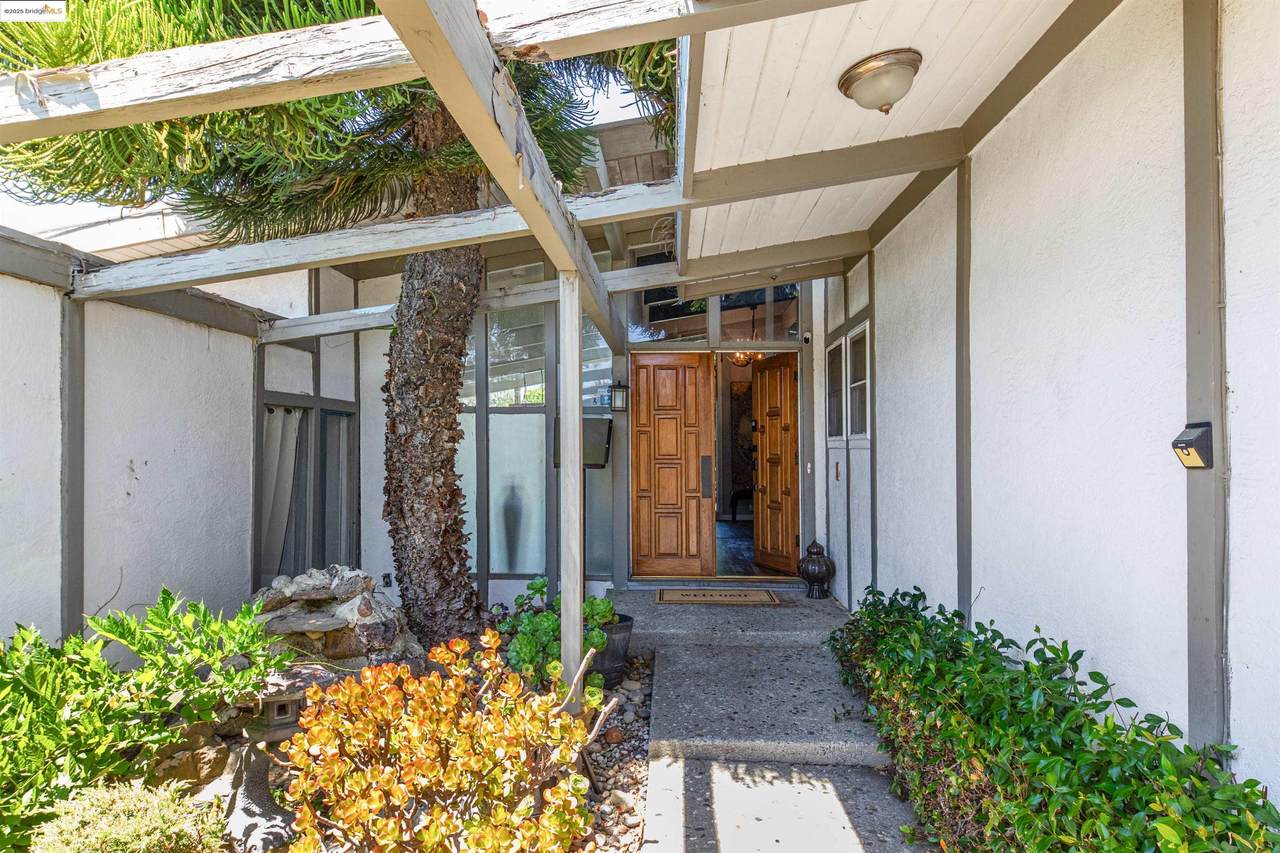 Bridle Dr - Photo 1