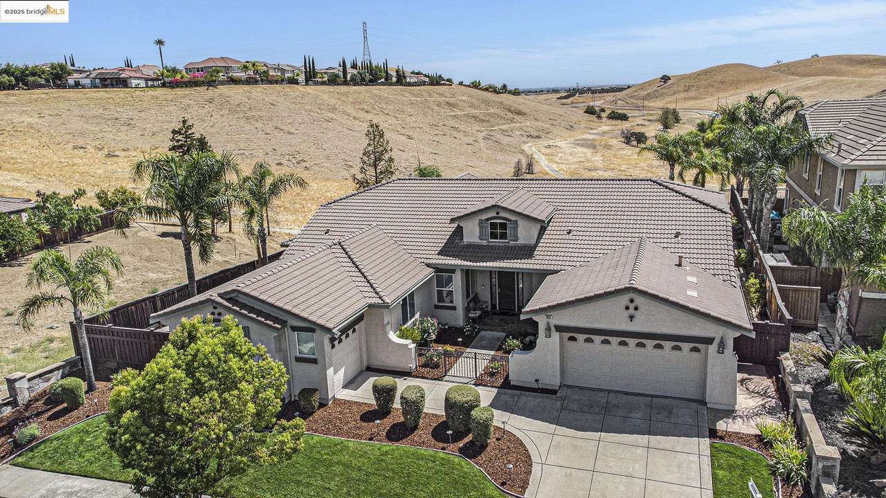 1052 Pacific Grove Ct - Photo 1