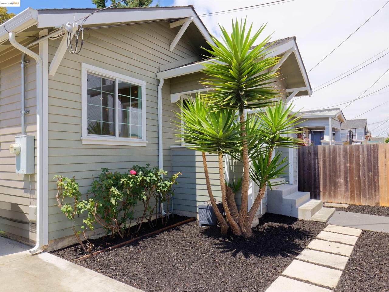 7201 Lockwood St - Photo 1