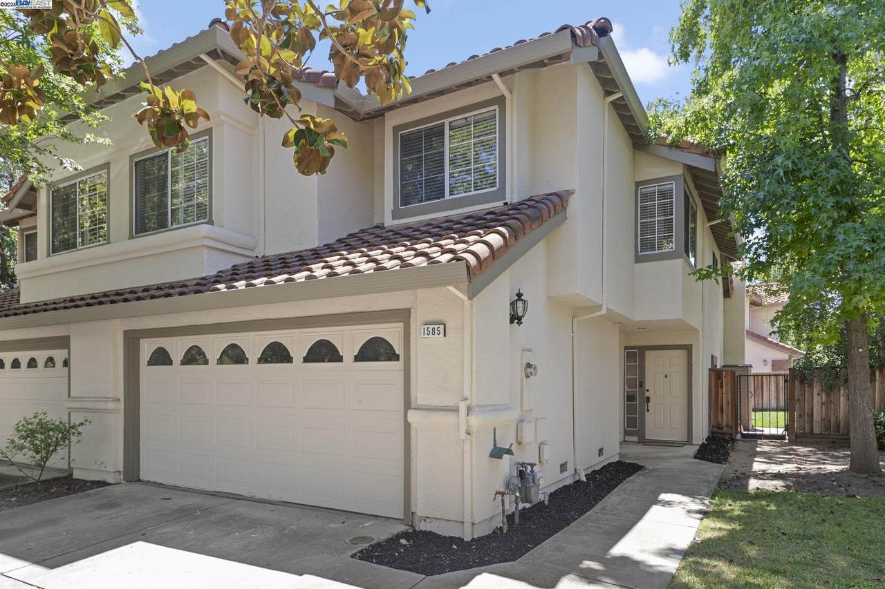 1585 Poppybank Ct - Photo 1