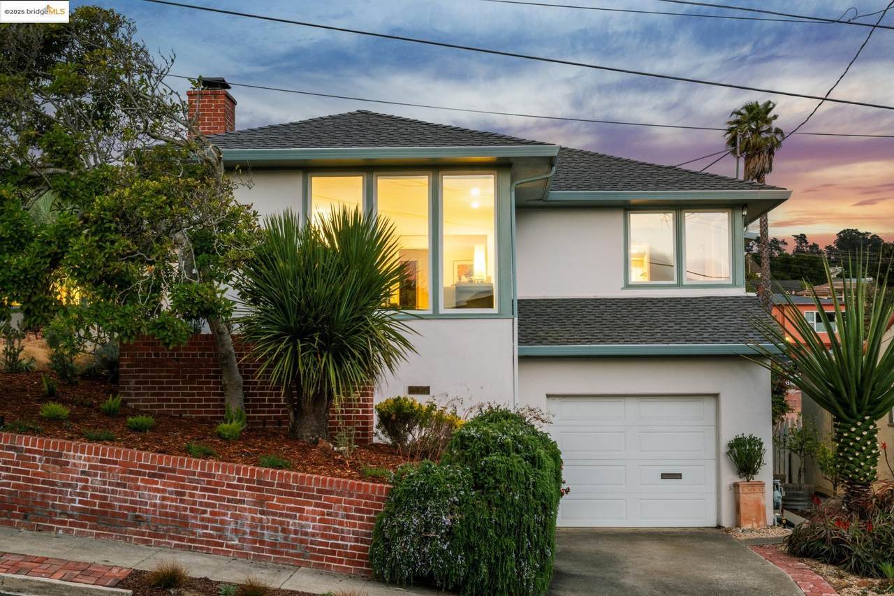 2610 Edwards Ave - Photo 1