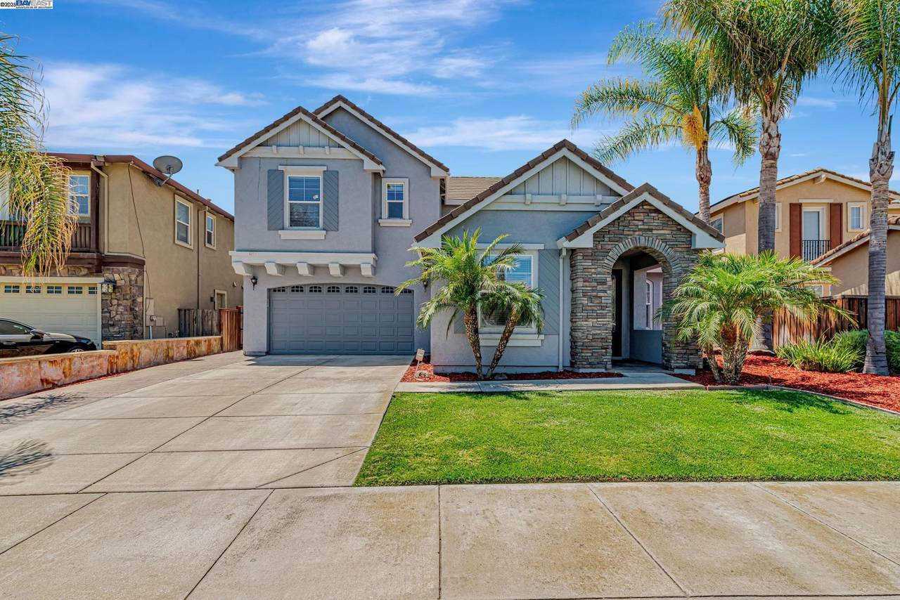 5647 Arcadia Cir - Photo 1