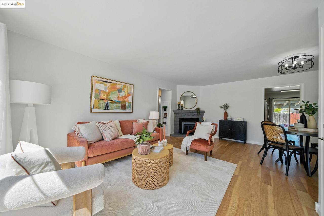 3917 Milton Dr - Photo 1