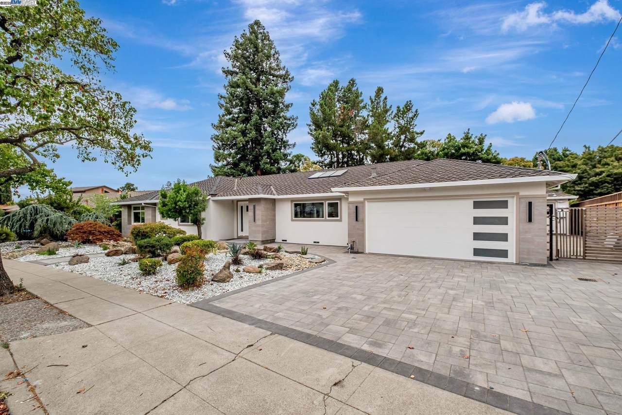 41511 Chadbourne Dr - Photo 1