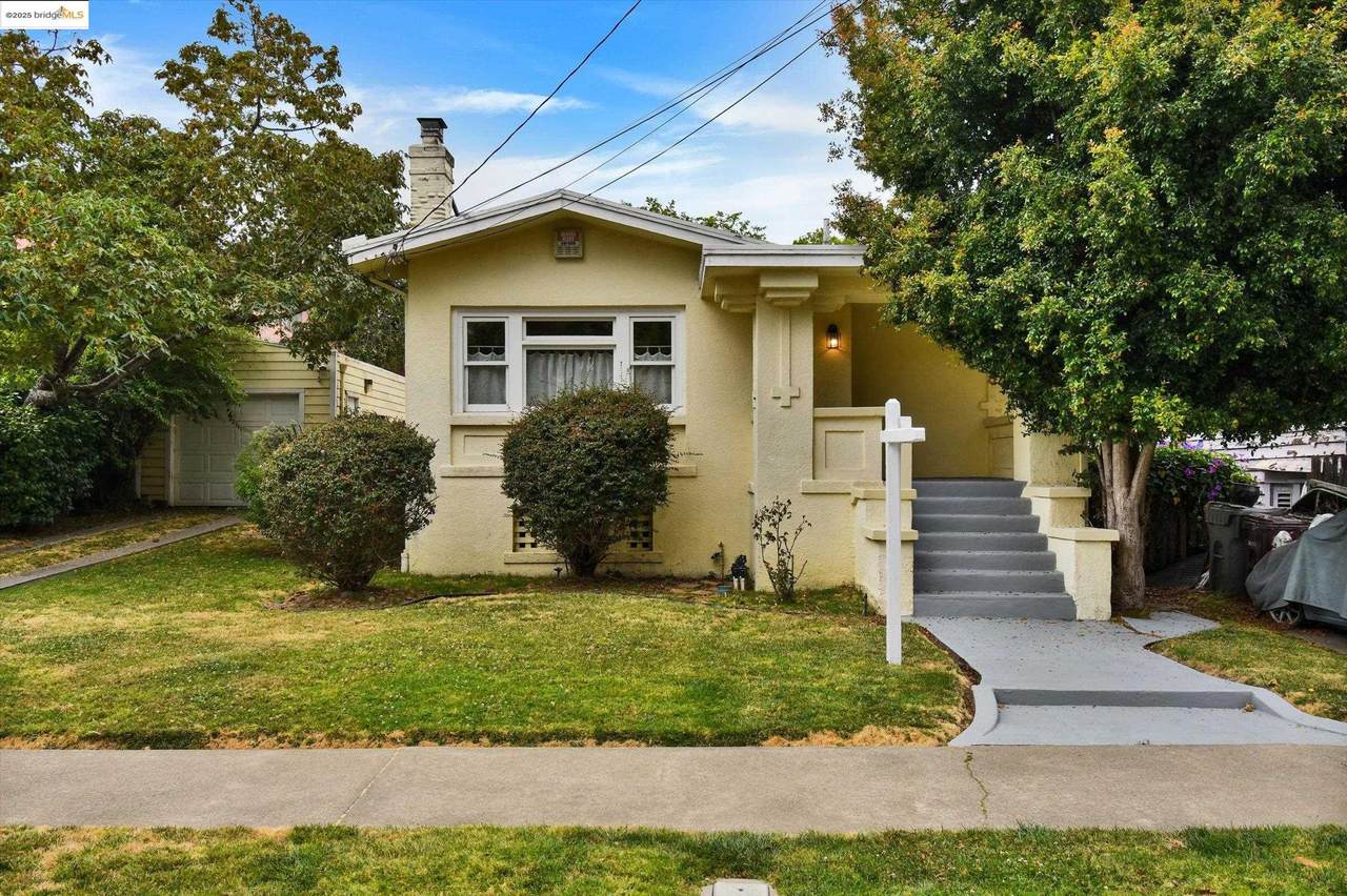 3817 Woodruff Ave - Photo 1