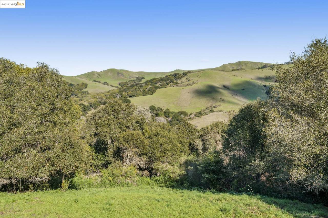 0 Fairview Ave - Photo 1