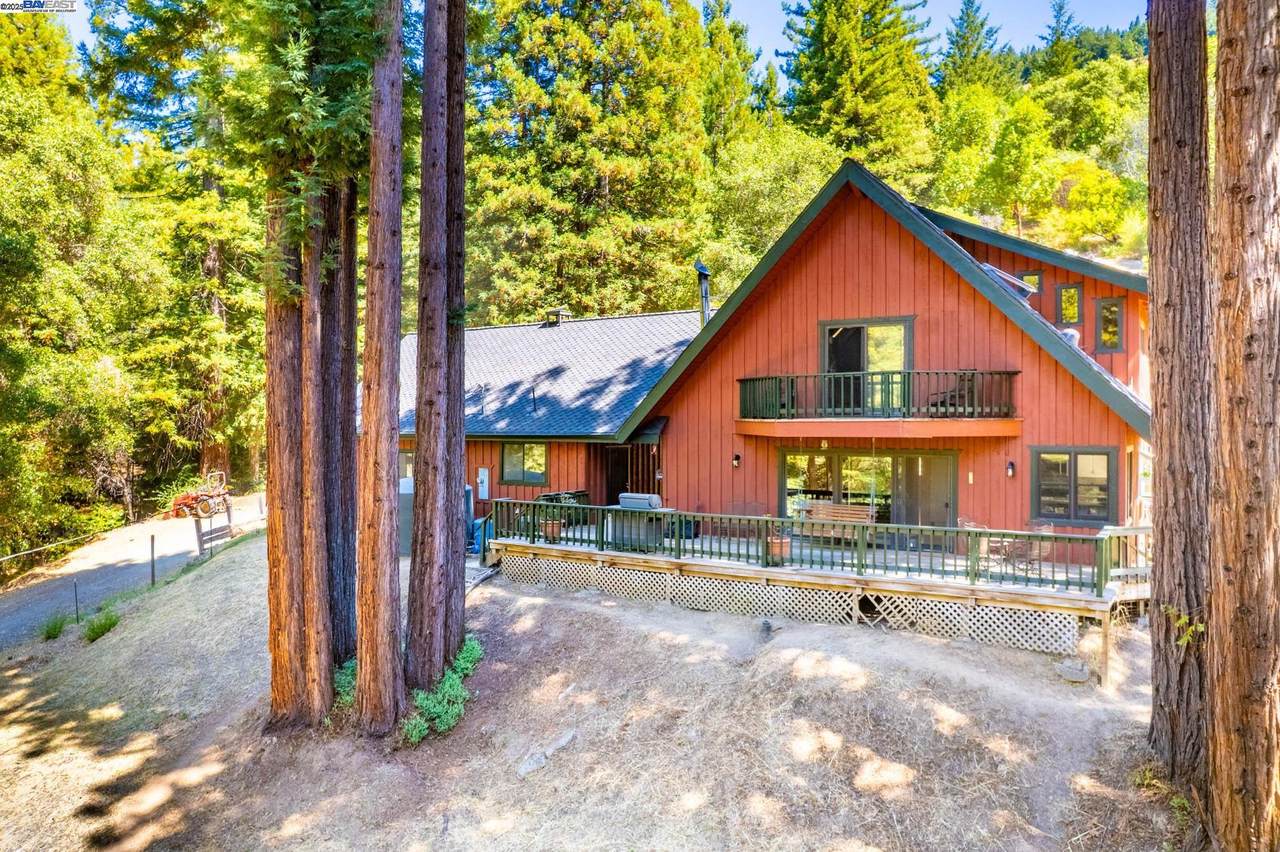 17900 Appian Way - Photo 1