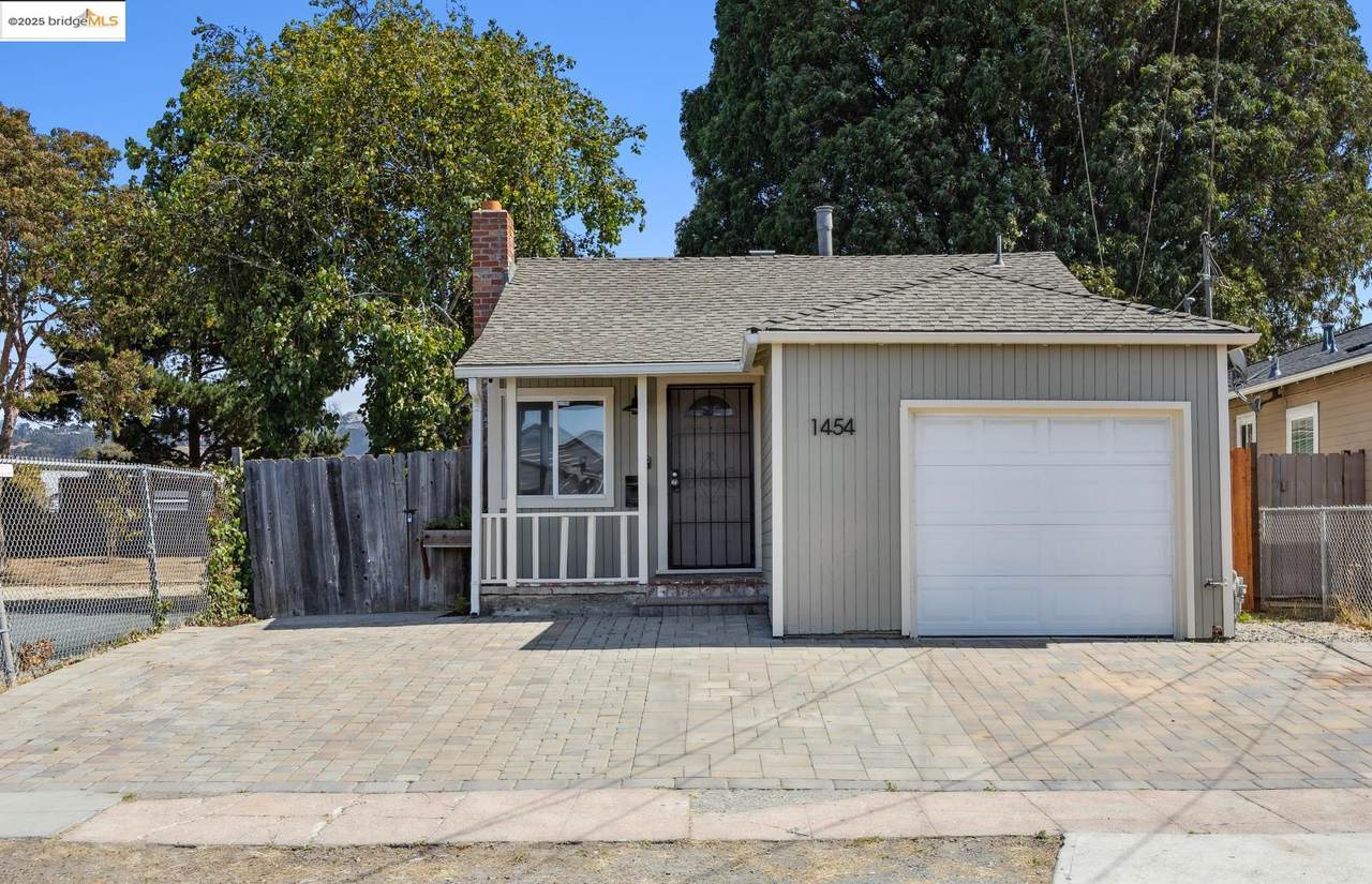 1454 Monterey St - Photo 1