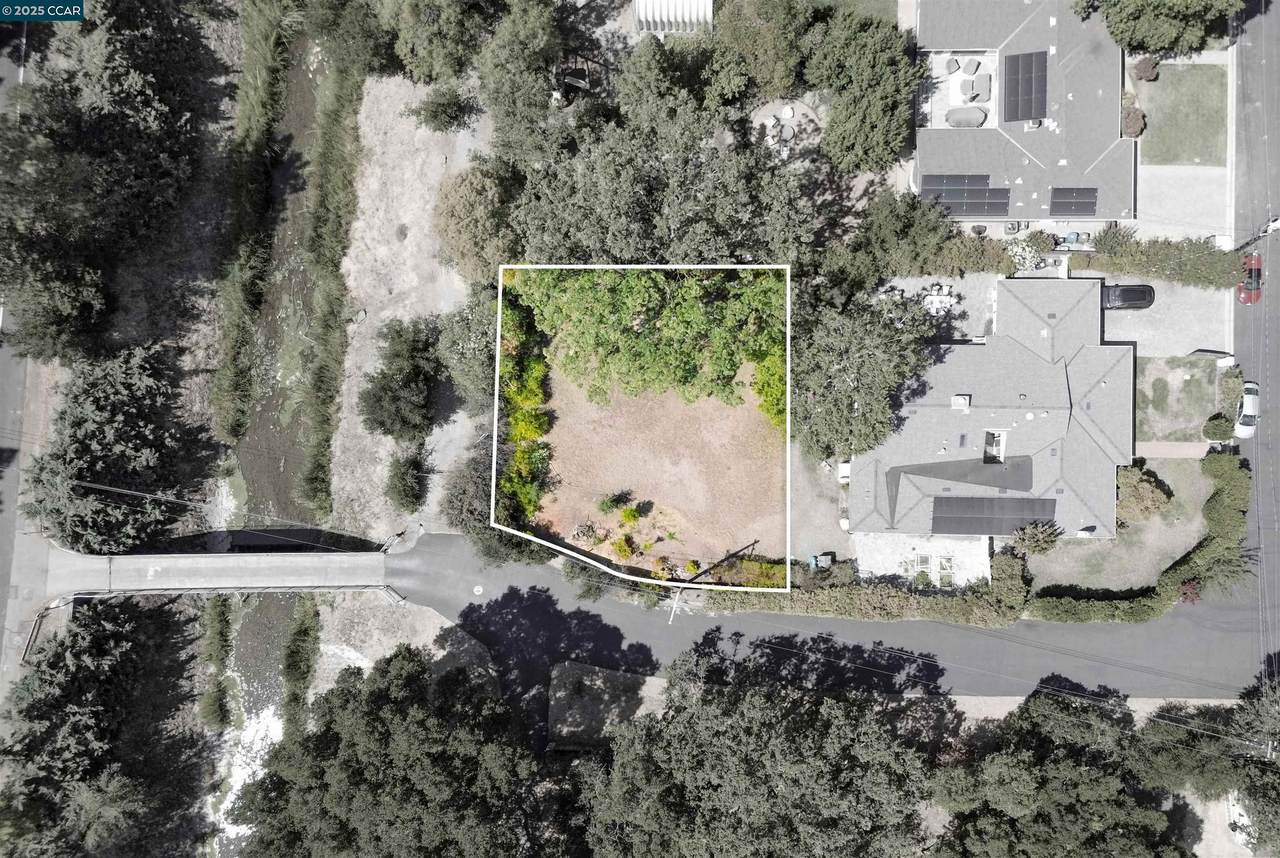 5 Brookdale Ct, Parcel B - Photo 1