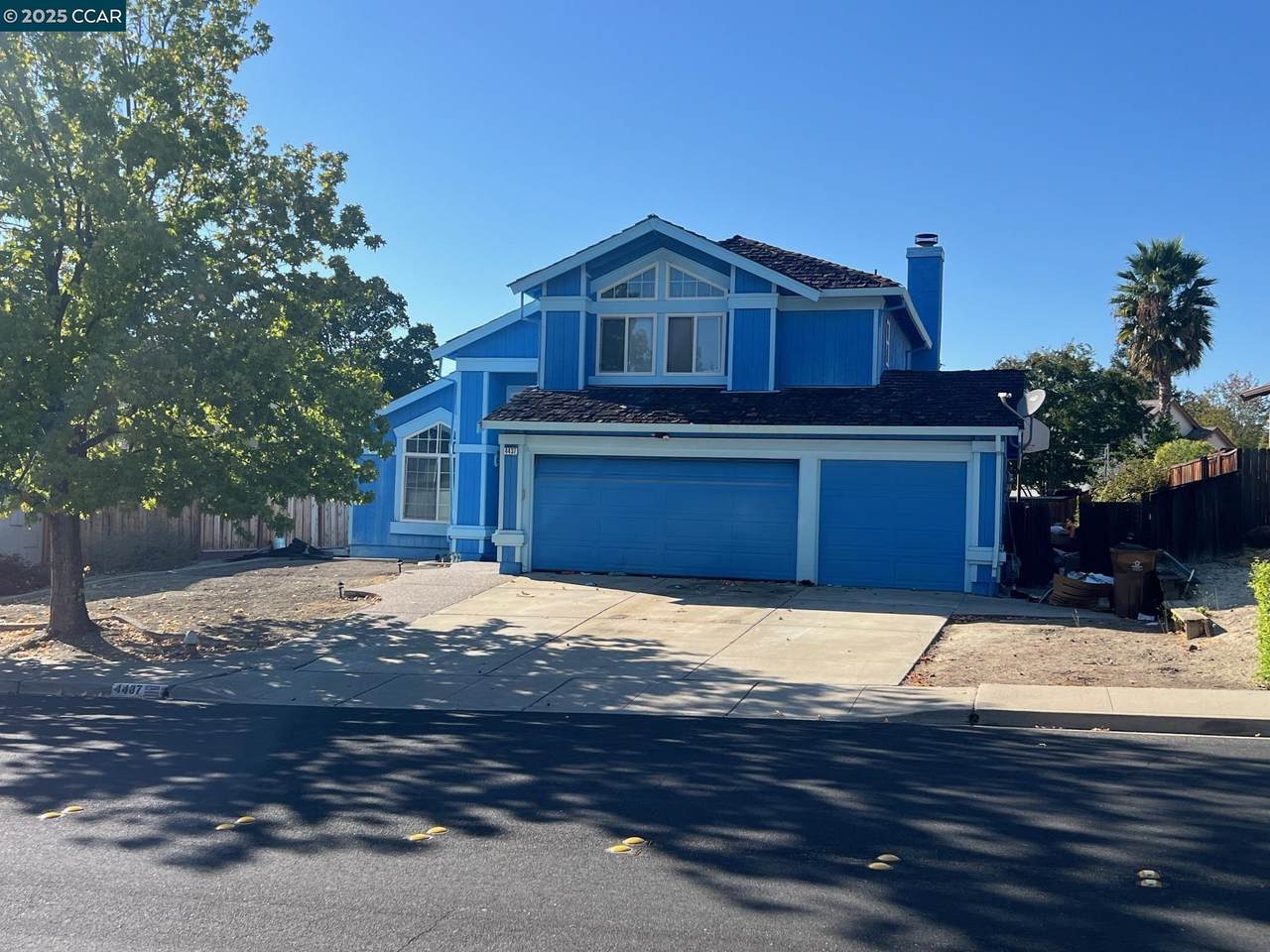 4437 Deerfield Dr - Photo 1
