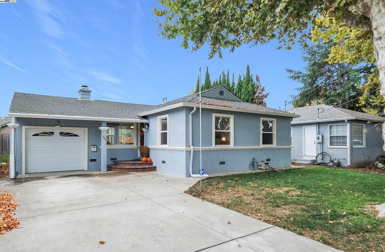 638 Paseo Del Rio - Photo 1