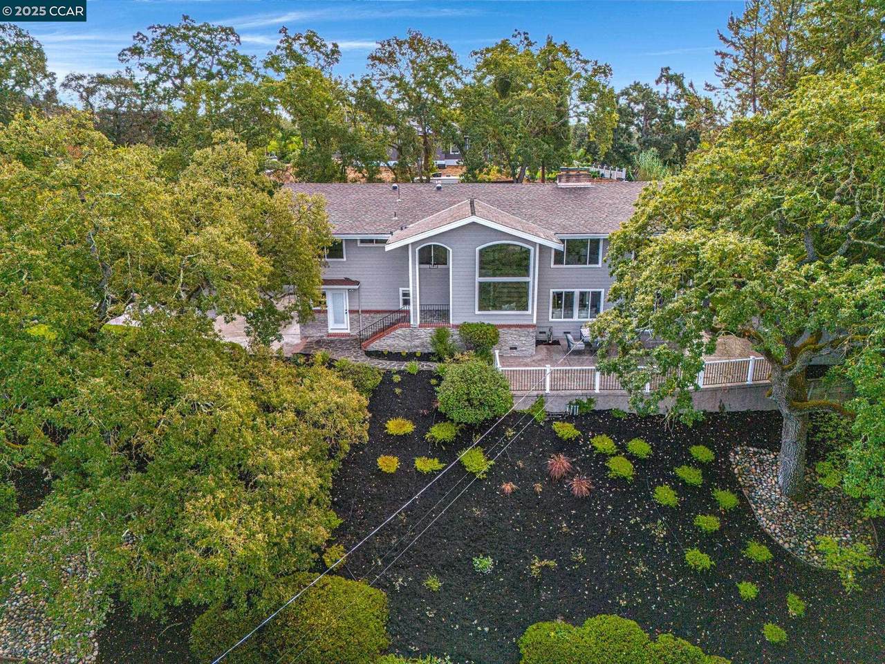 823 La Gonda Way - Photo 1