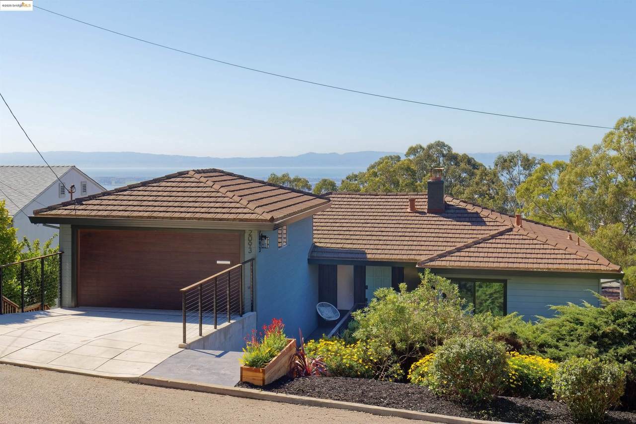 2093 Braemar Rd - Photo 1