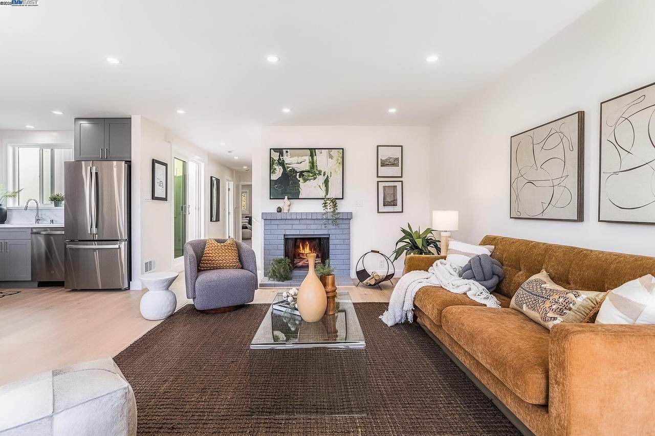 353 Moltke Street - Photo 1