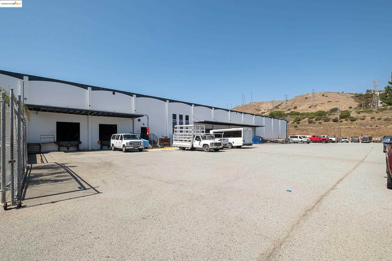 430 Valley Dr - Photo 1