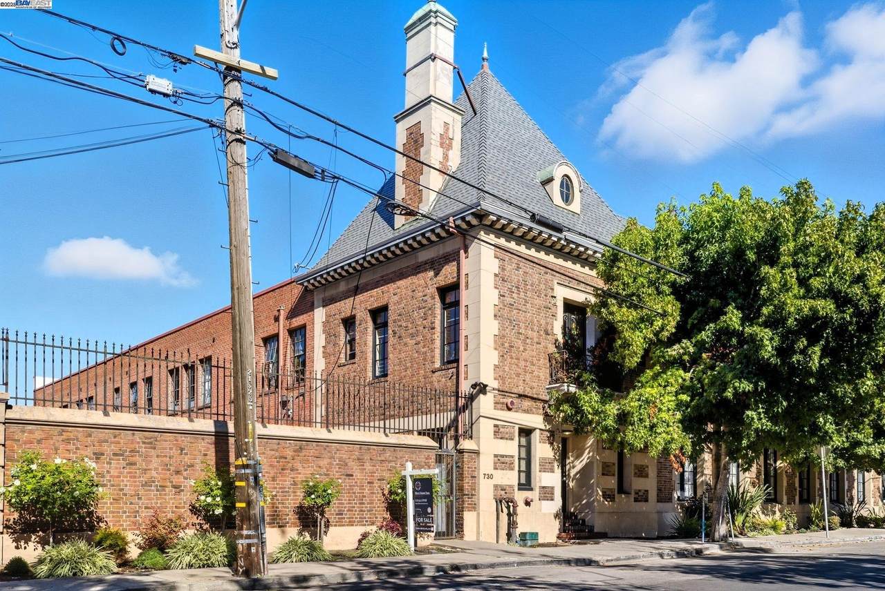 730 29th Street 106 - Photo 1