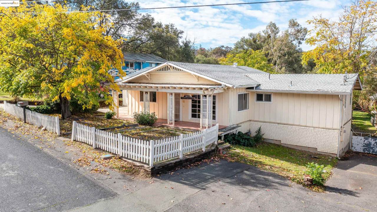 76 Church Hill Rd - Photo 1