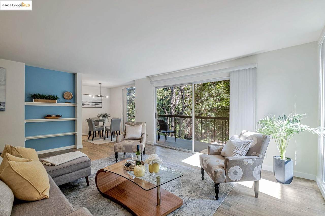 2700 Le Conte Ave 301 - Photo 1