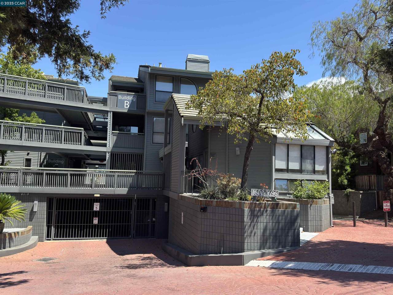 1640 San Miguel Dr - Photo 1