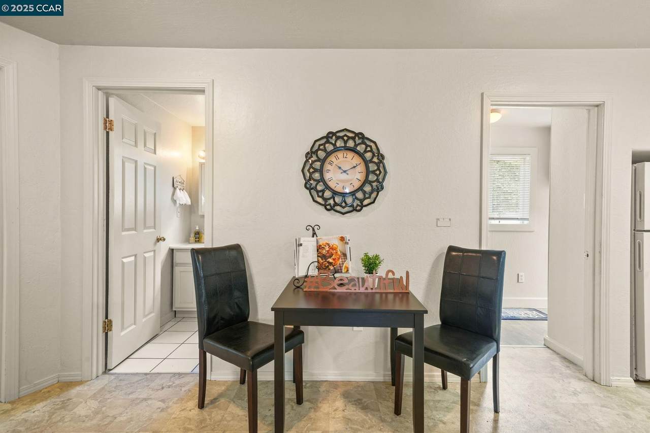 220 Nigh St - Photo 1