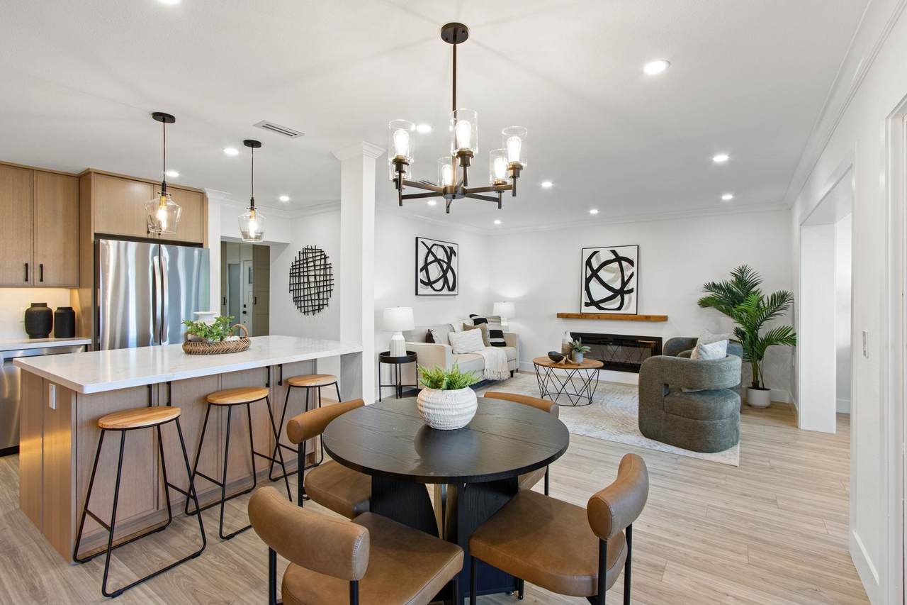 2772 Tice Creek Dr 4 - Photo 1