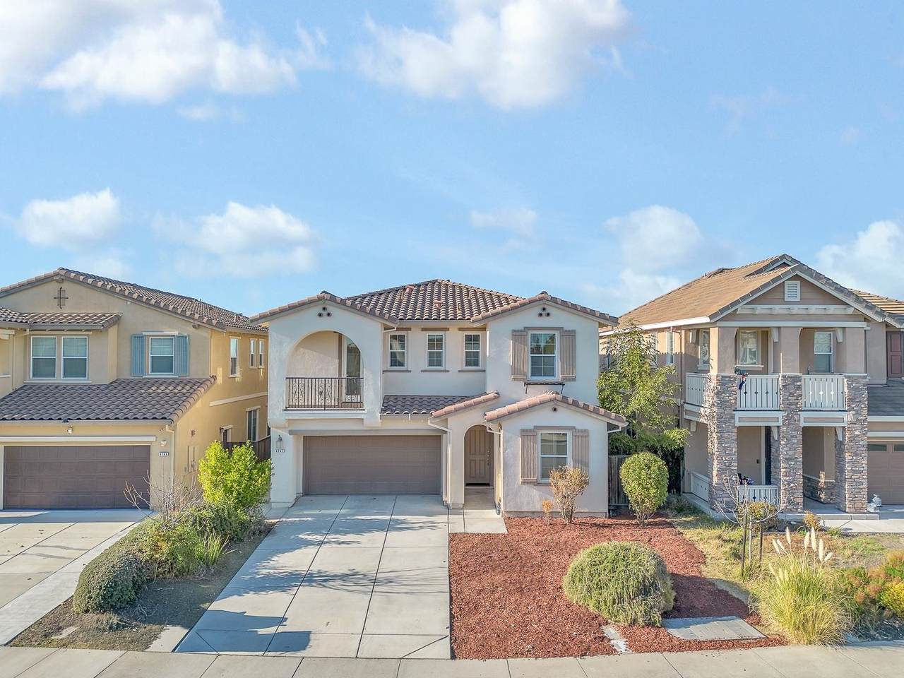 4747 Dundee St - Photo 1