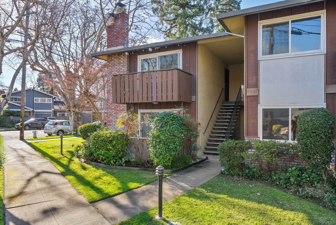 1401 Cottage St D - Photo 1