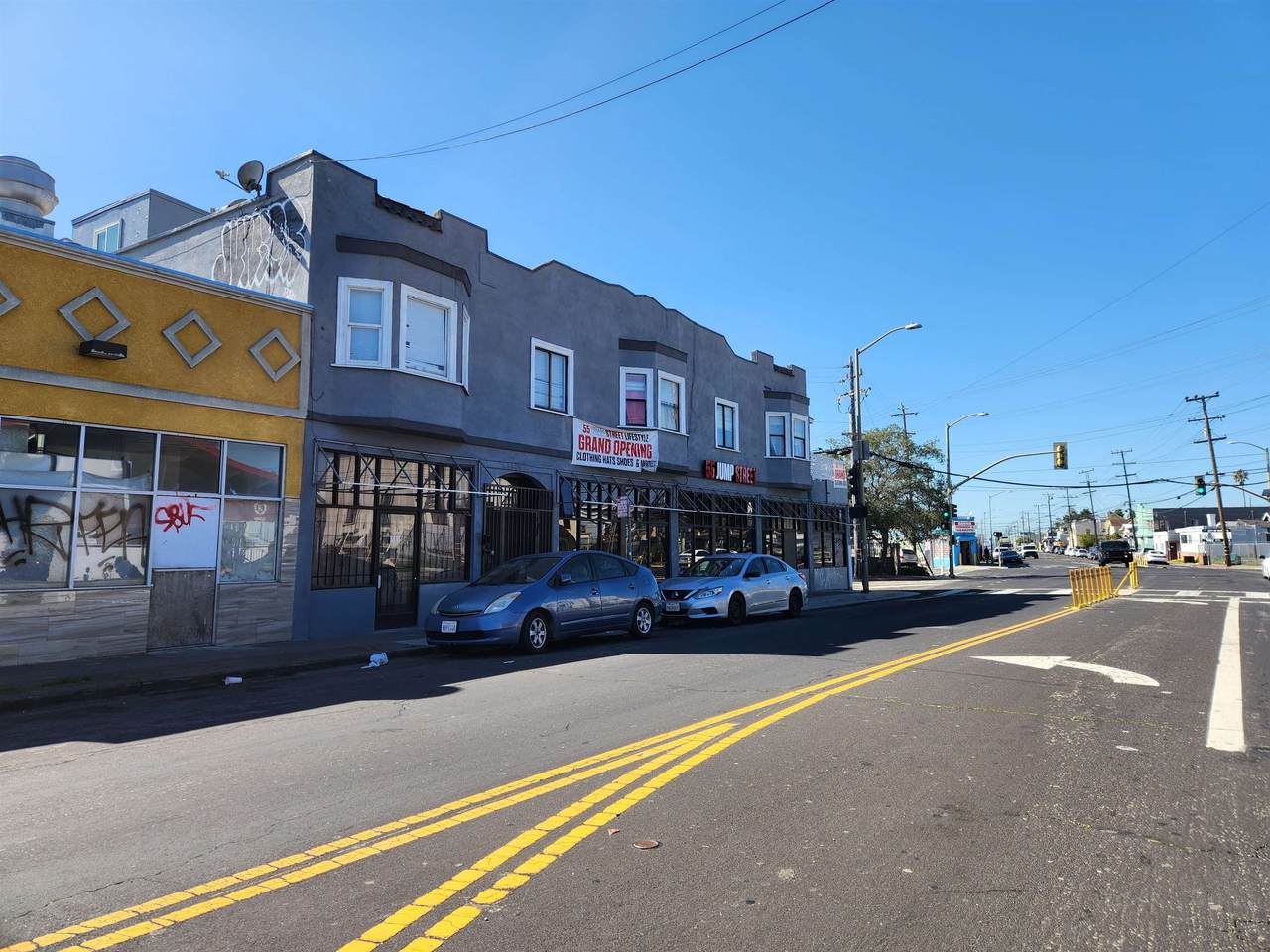 5503 Foothill Blvd - Photo 1