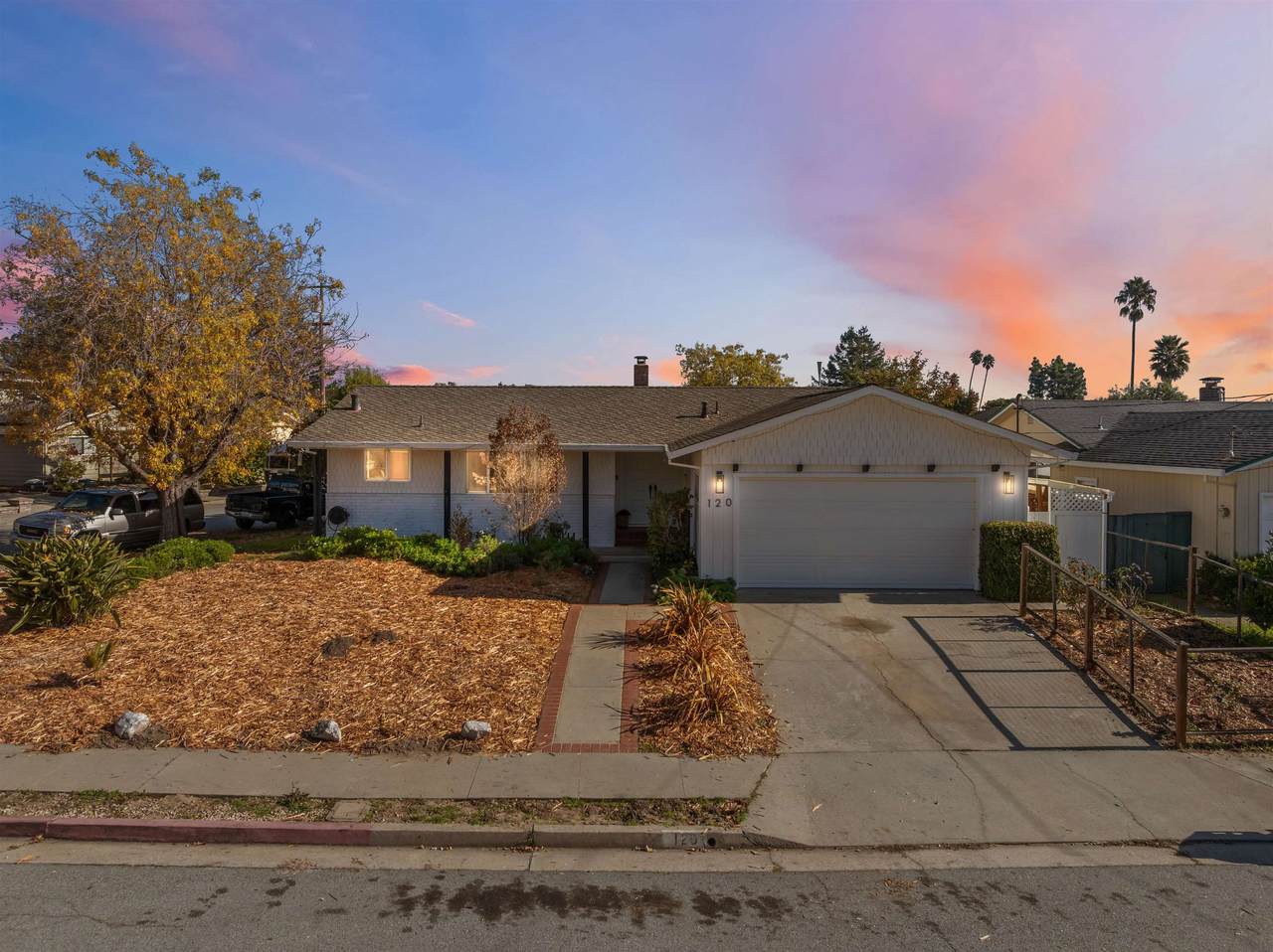 120 Corinne Ave - Photo 1