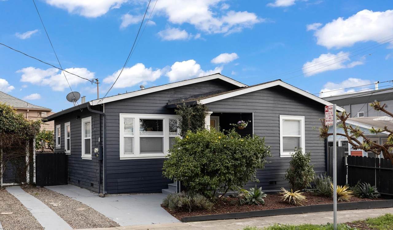 1538 20th Ave - Photo 1