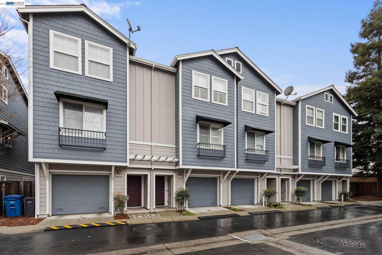 22876 Charing St - Photo 1