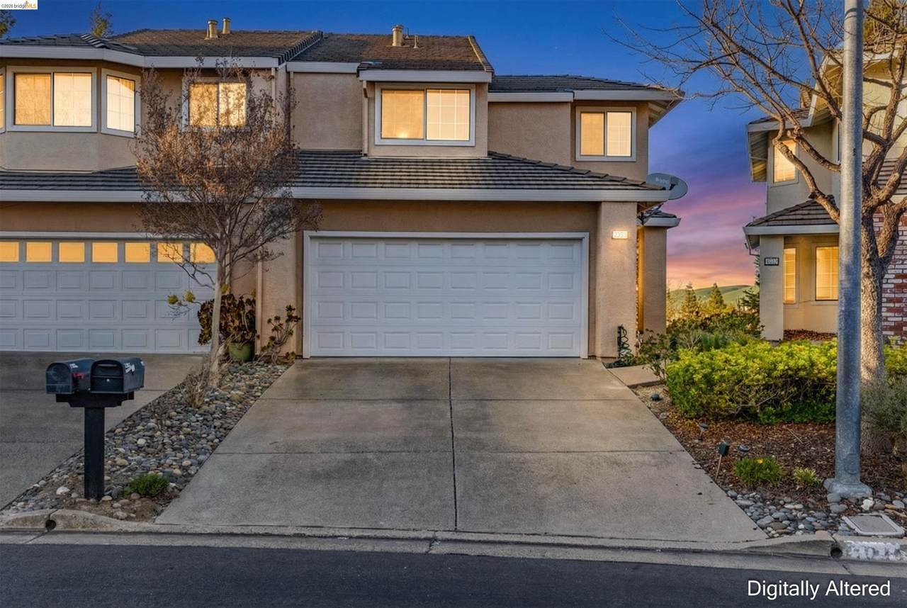 1025 Pinehurst Court - Photo 1