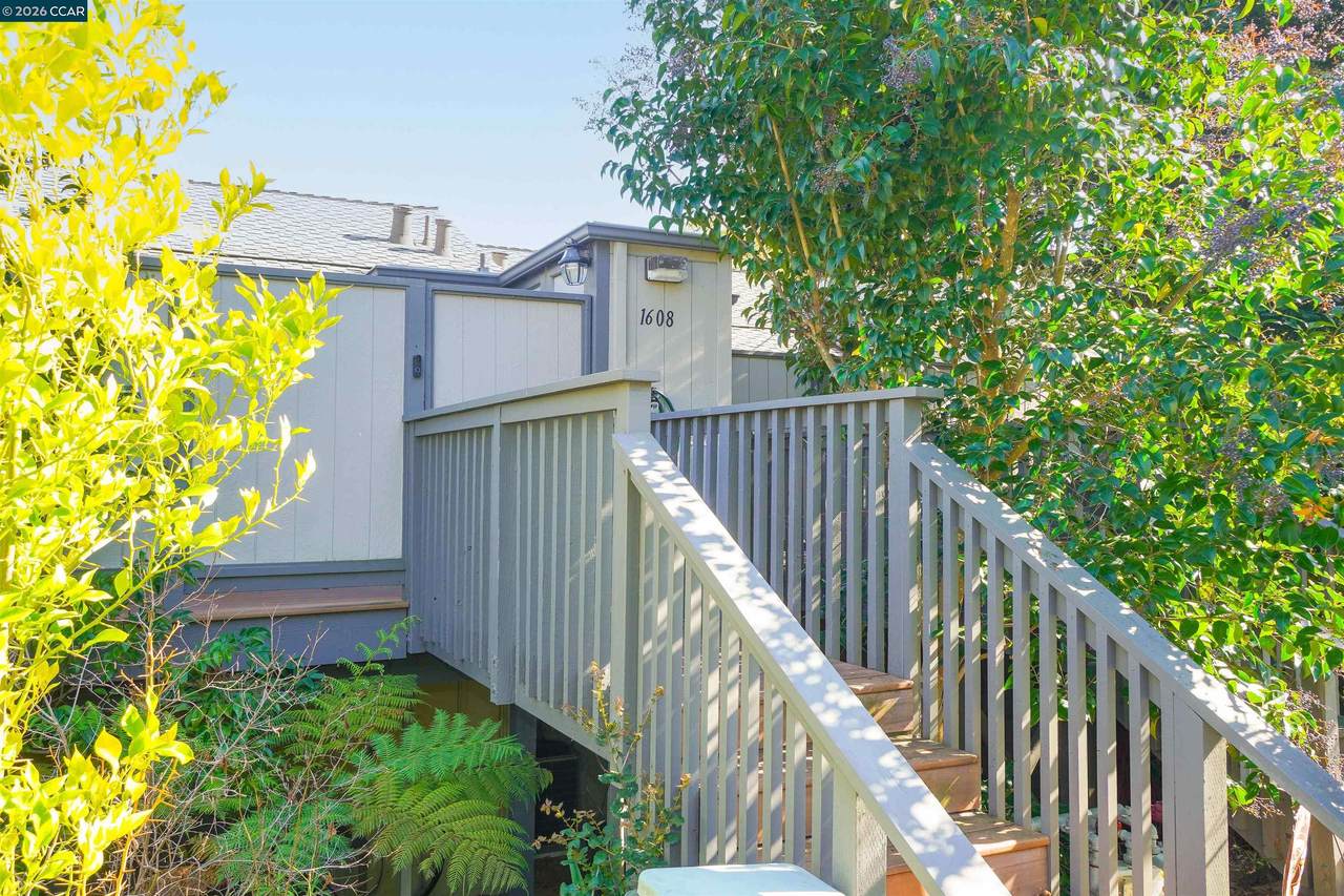 1608 Ashwood Drive - Photo 1