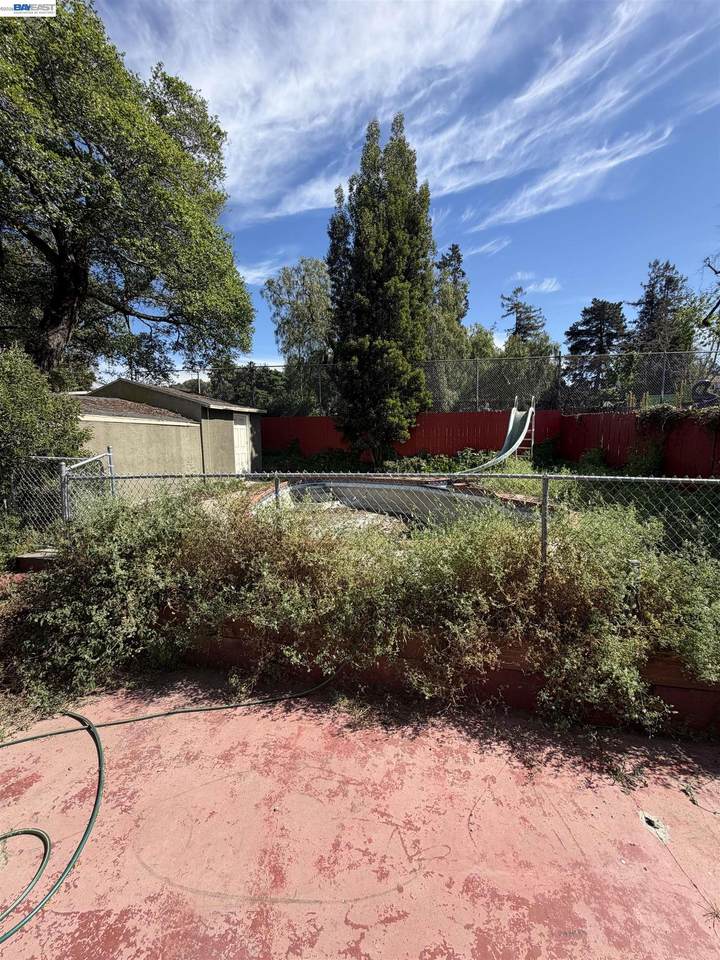 4058 Edwards Ave - Photo 1