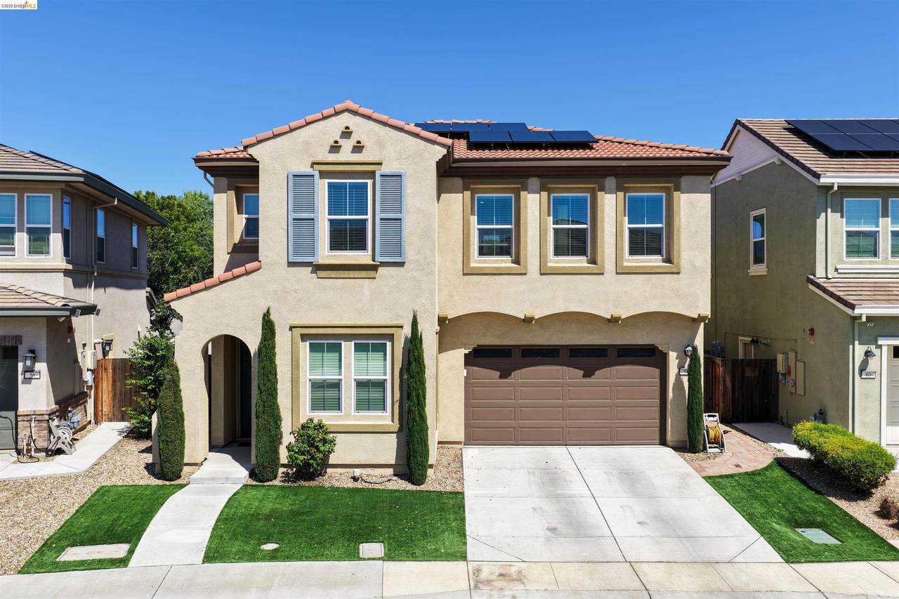58 Redberry Loop - Photo 1
