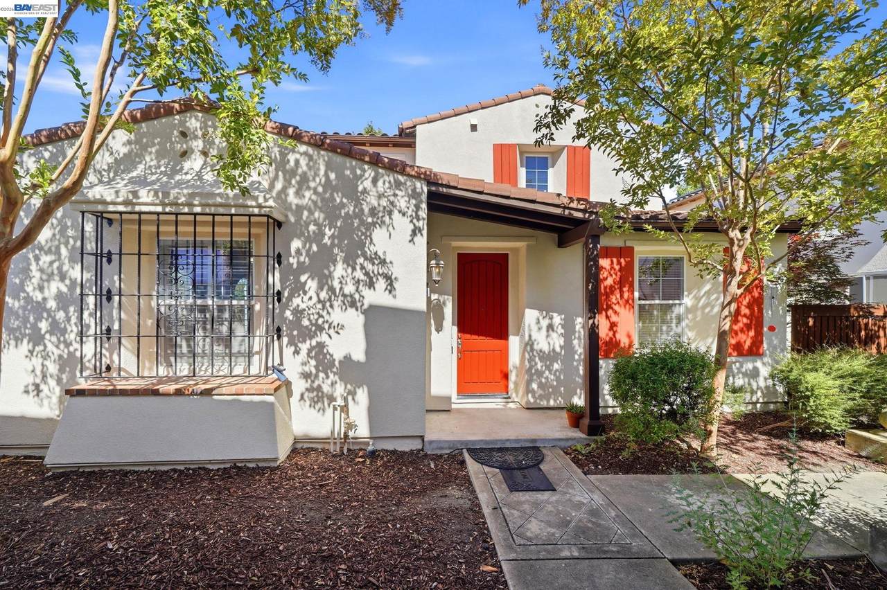 9820 Belladonna Dr - Photo 1
