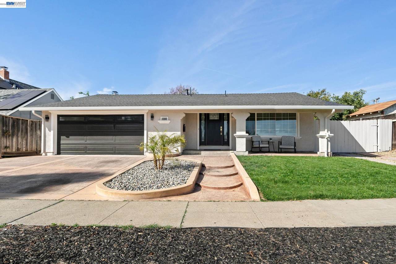 40884 Blacow Rd - Photo 1