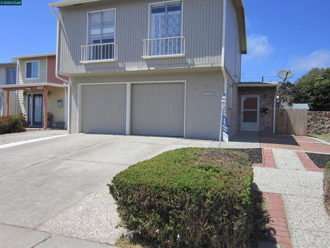 4317 Taft Ave - Photo 1
