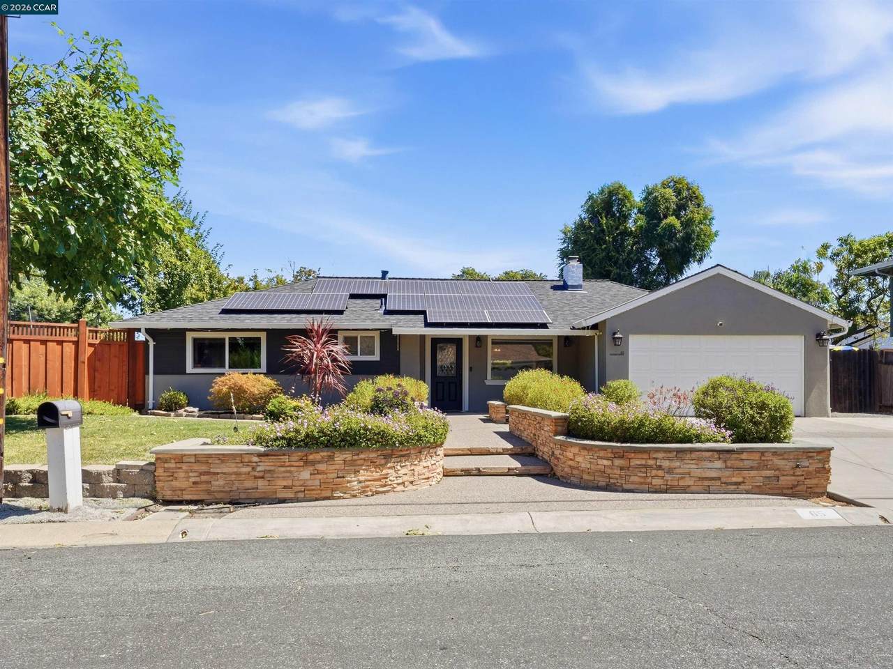 65 Belinda Dr - Photo 1