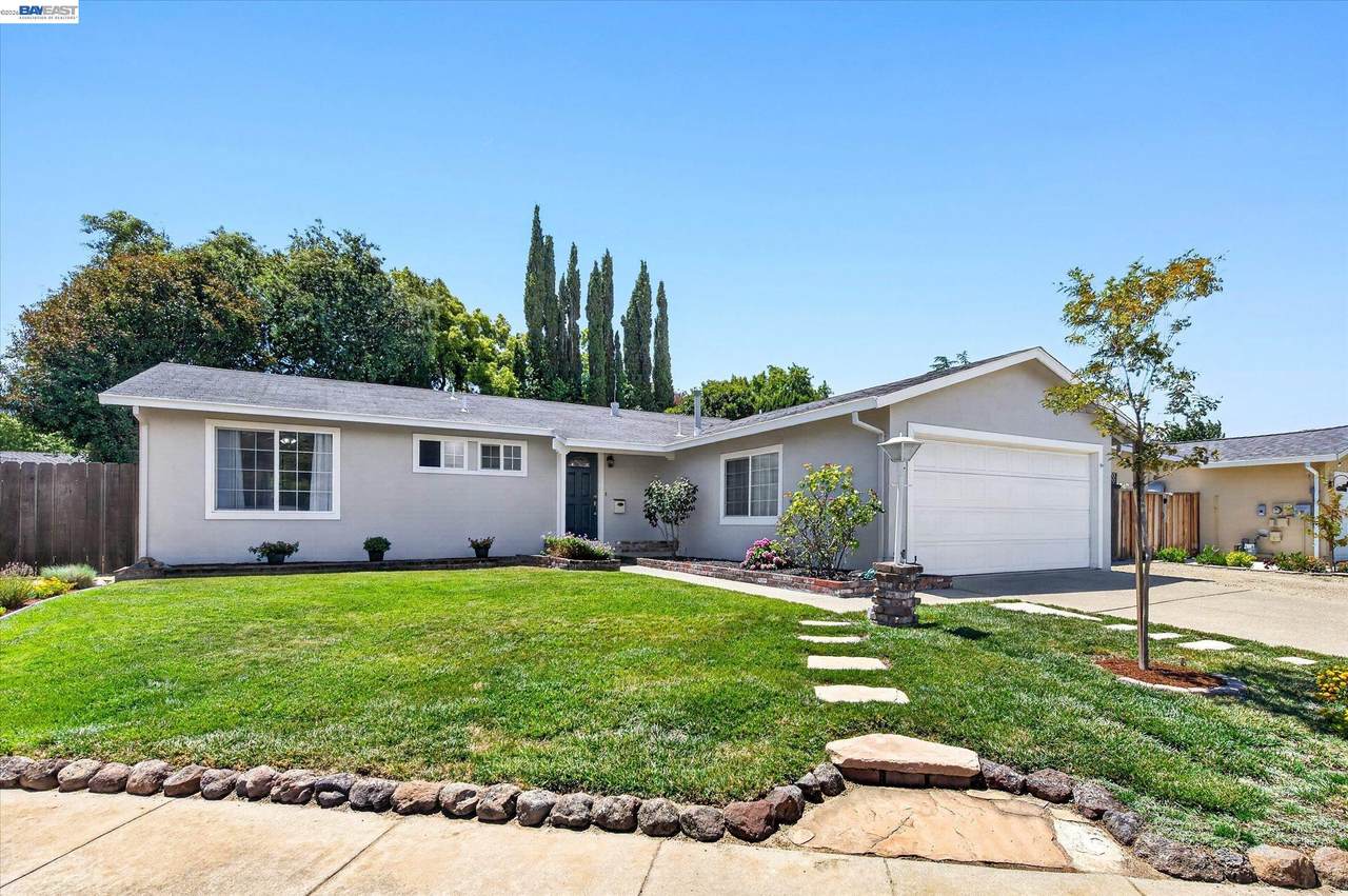 4634 Klamath Ct - Photo 1