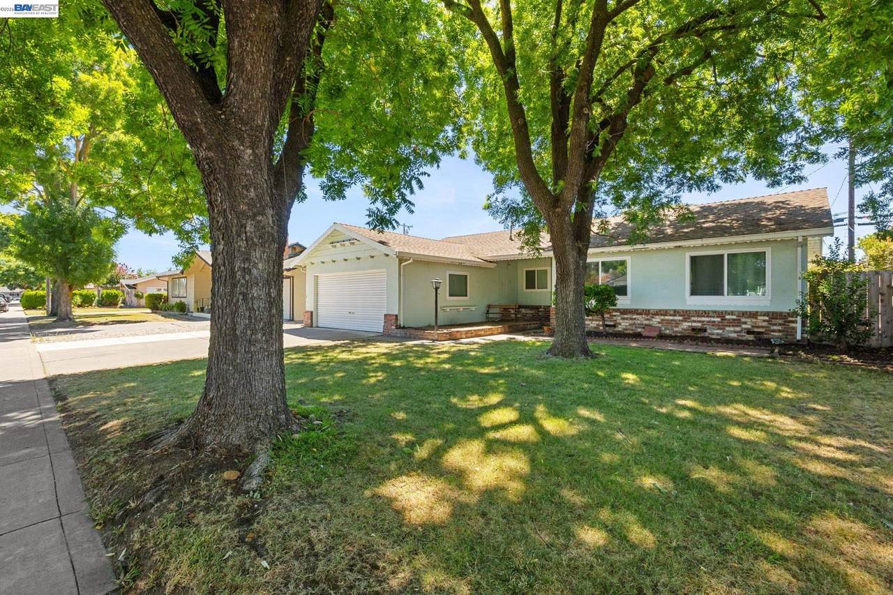 https://bt-photos.global.ssl.fastly.net/siliconv/1280_boomver_1_24920531-1.jpg