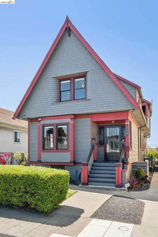 933 37Th St - Photo 1