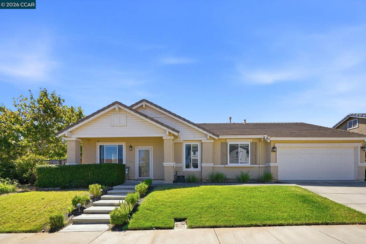4402 Mira Loma Dr - Photo 1