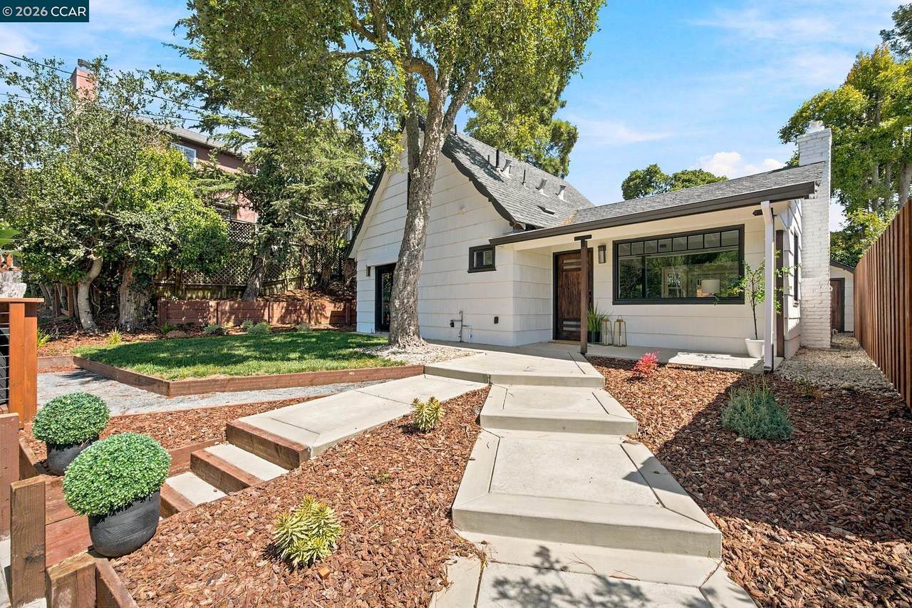 910 California Ave - Photo 1