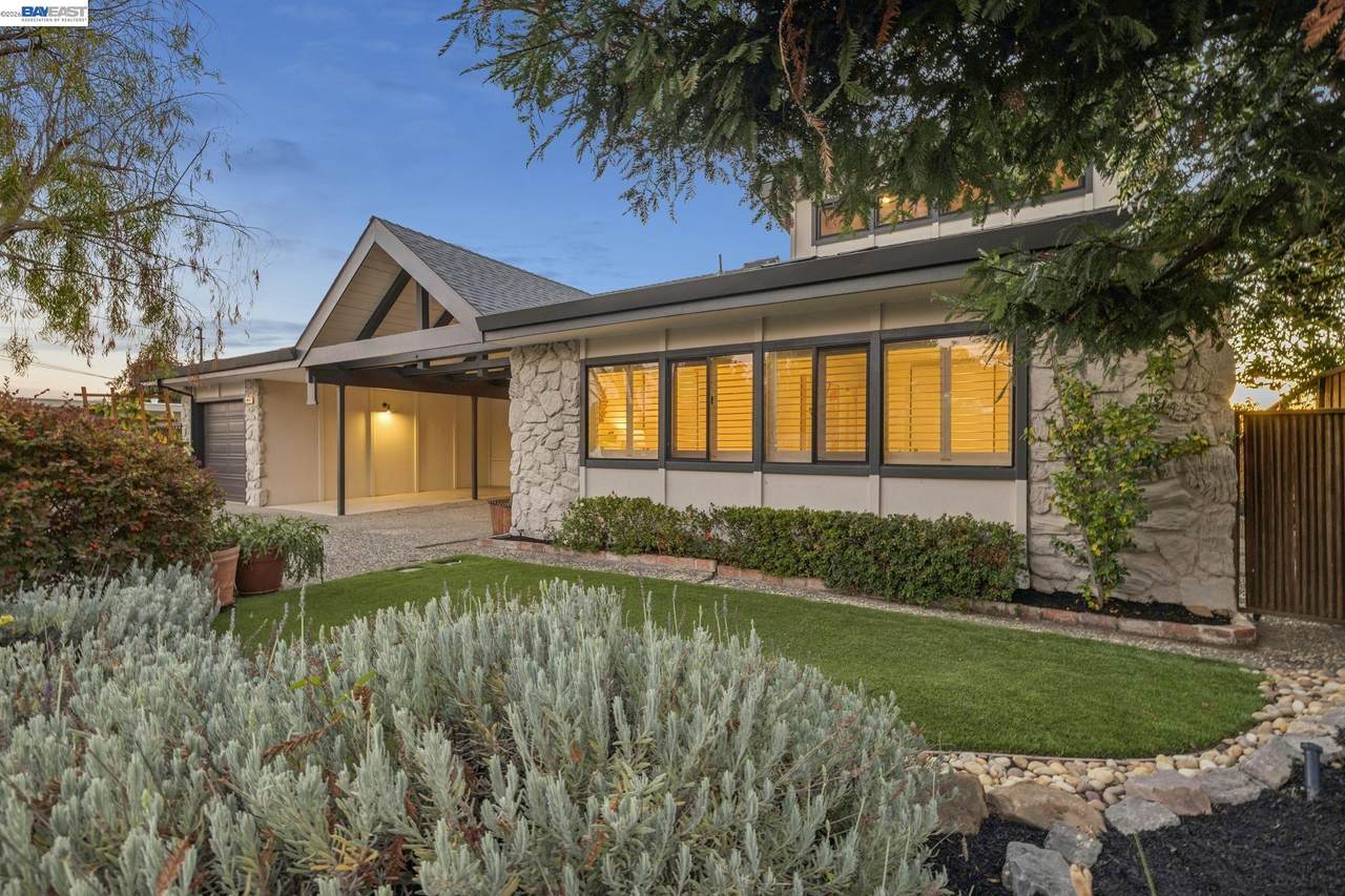 5624 Greenridge Rd - Photo 1