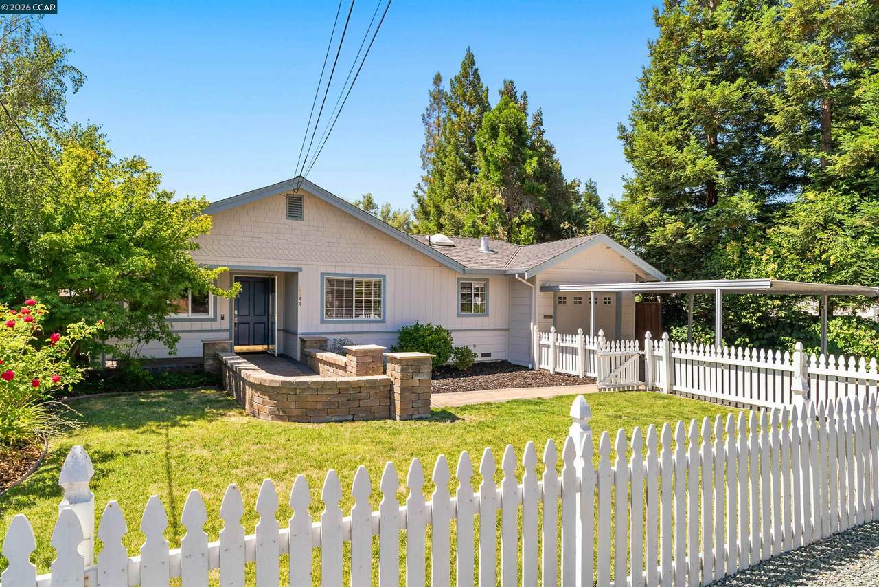 3644 Walnut Ave - Photo 1