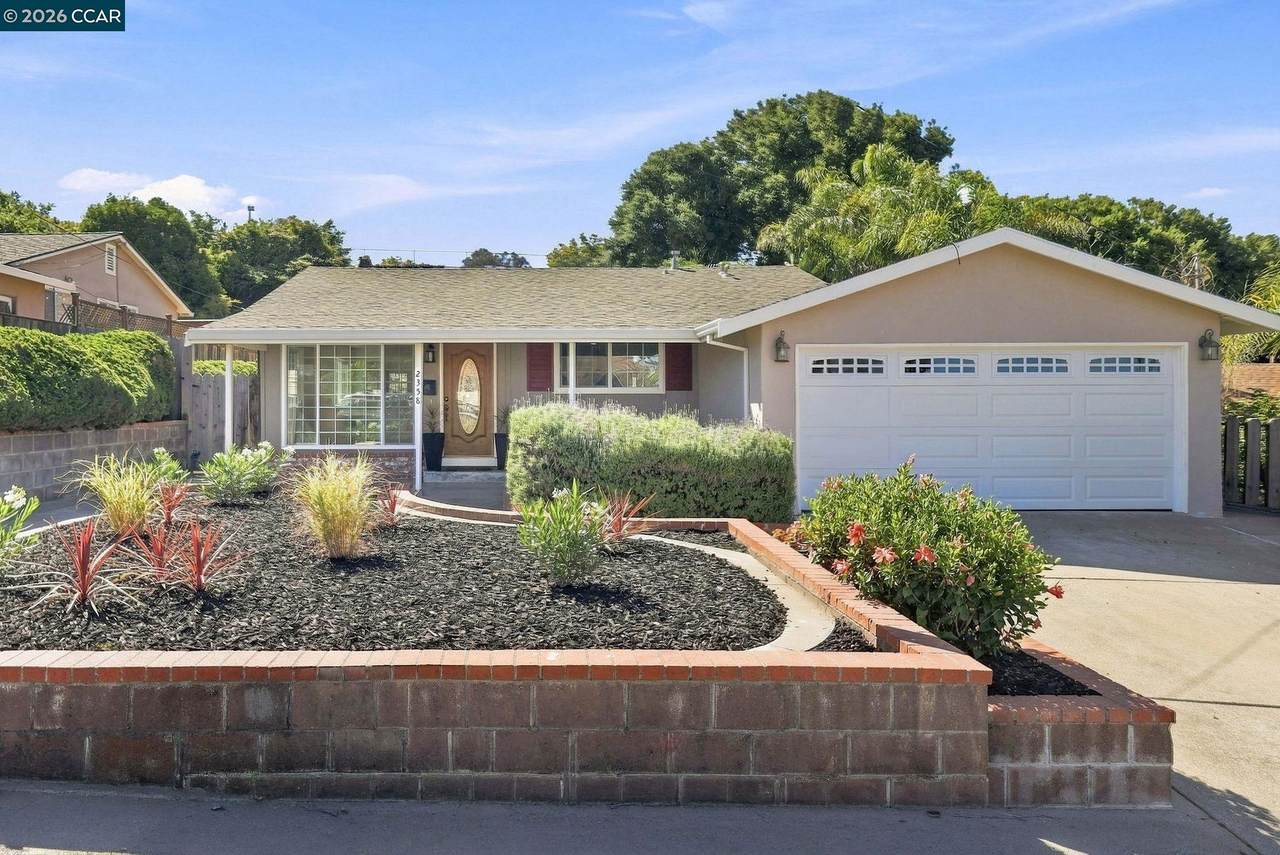 2358 Galway Rd - Photo 1