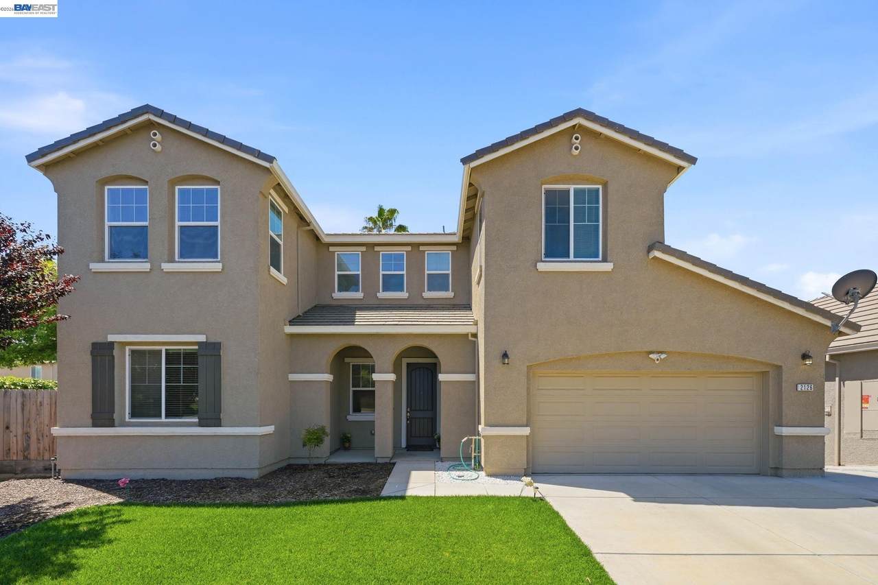 2126 Grapevine Dr - Photo 1