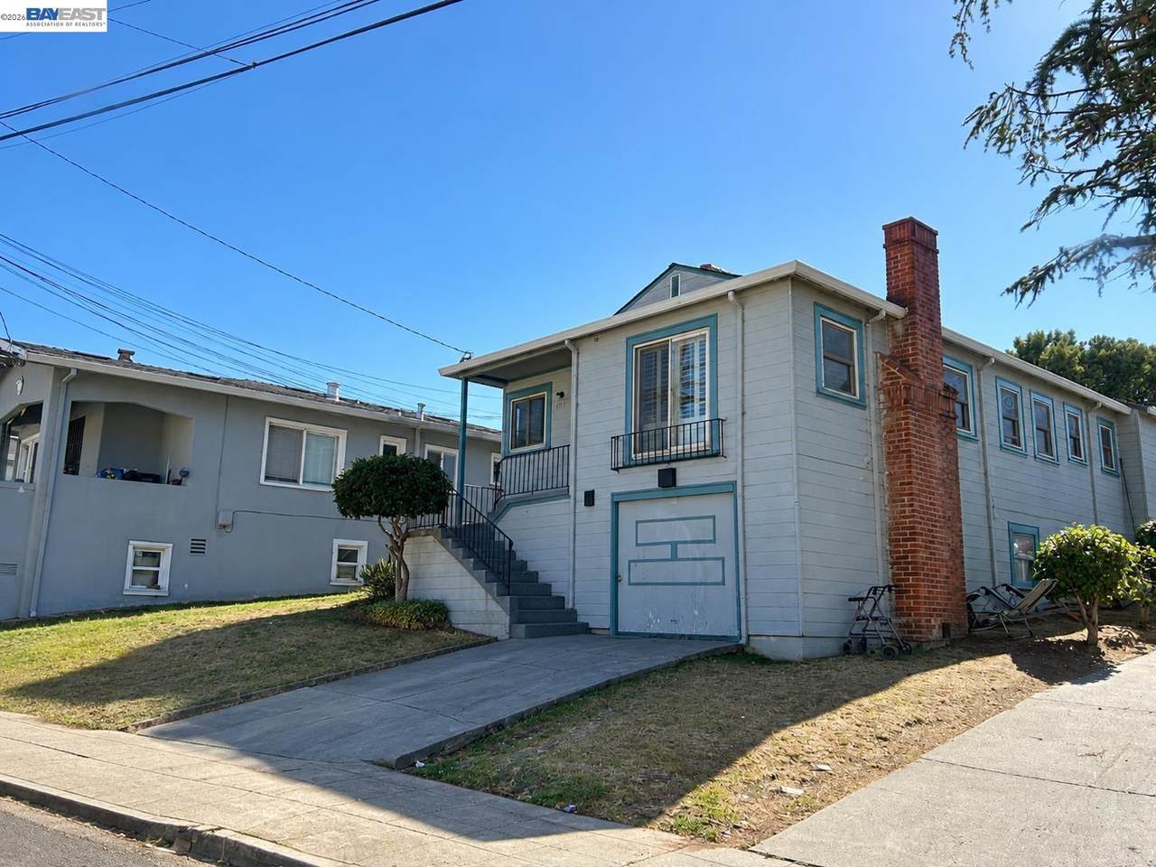 6915 Lacey Ave - Photo 1